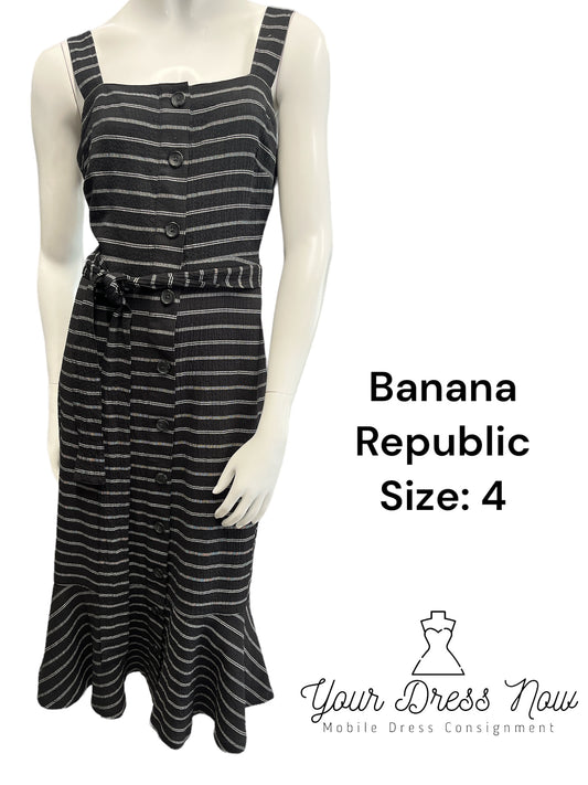 Black and white, Banana Republic dress, Size 4