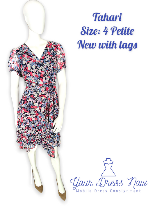 Fabulous, Floral Ruffle Dress, Tahari, New with Tags, Size 4 Petite