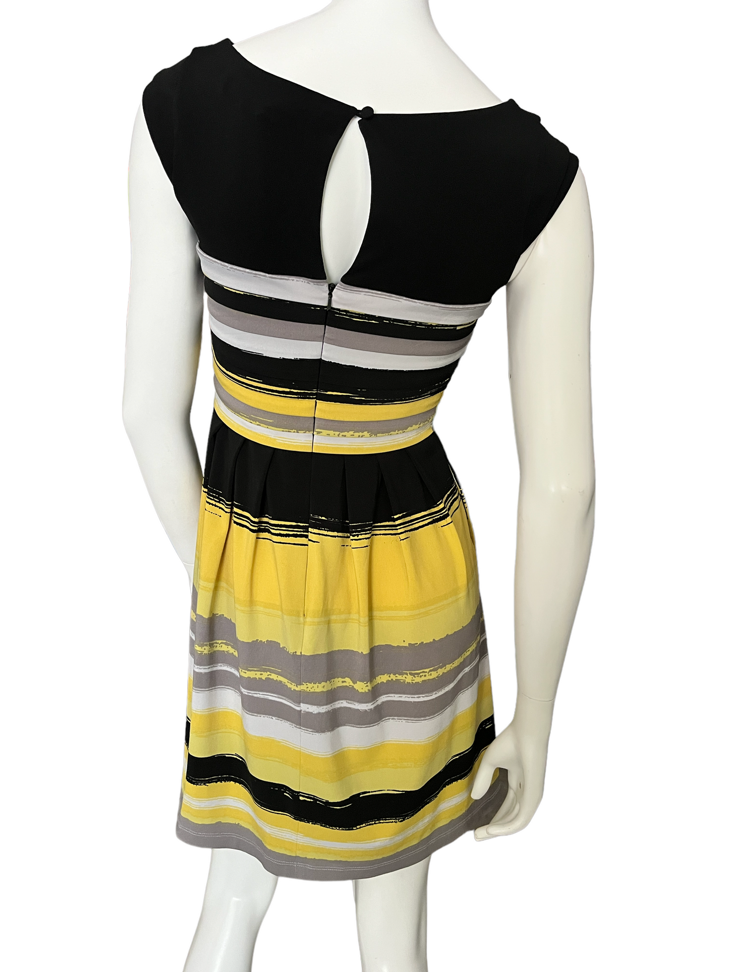 Black and Yellow Classic Style Dress with Pockets, Size 2